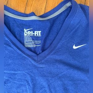 Dry Fit Nike v neck tee